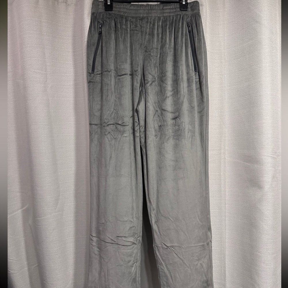 SKIMS VELOUR SET - Picture 4 of 5
